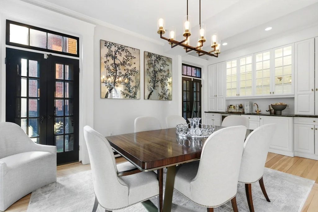 4 bed, 3 bath apartment for rent at 50 River St, Beacon Hill — photo 11 of 39