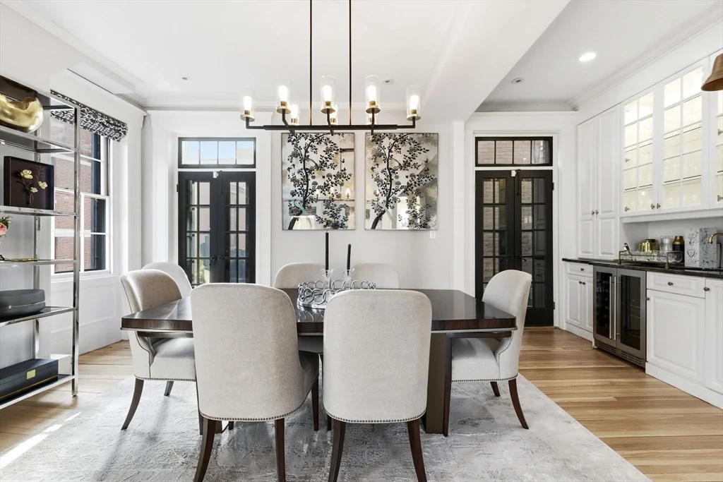 4 bed, 3 bath apartment for rent at 50 River St, Beacon Hill — photo 10 of 39