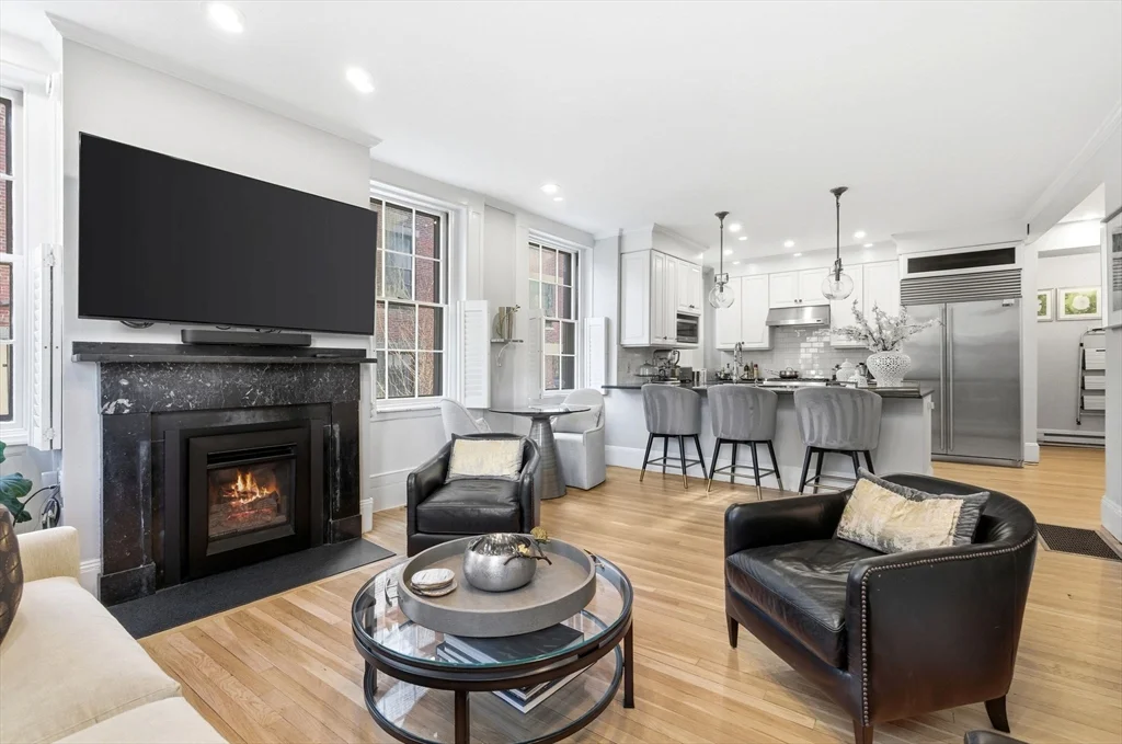 4 bed, 3 bath apartment for rent at 50 River St, Beacon Hill — photo 6 of 39