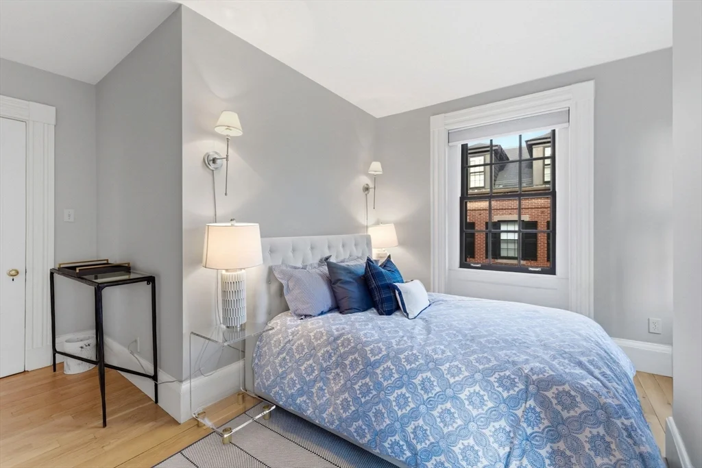 4 bed, 3 bath apartment for rent at 50 River St, Beacon Hill — photo 24 of 39