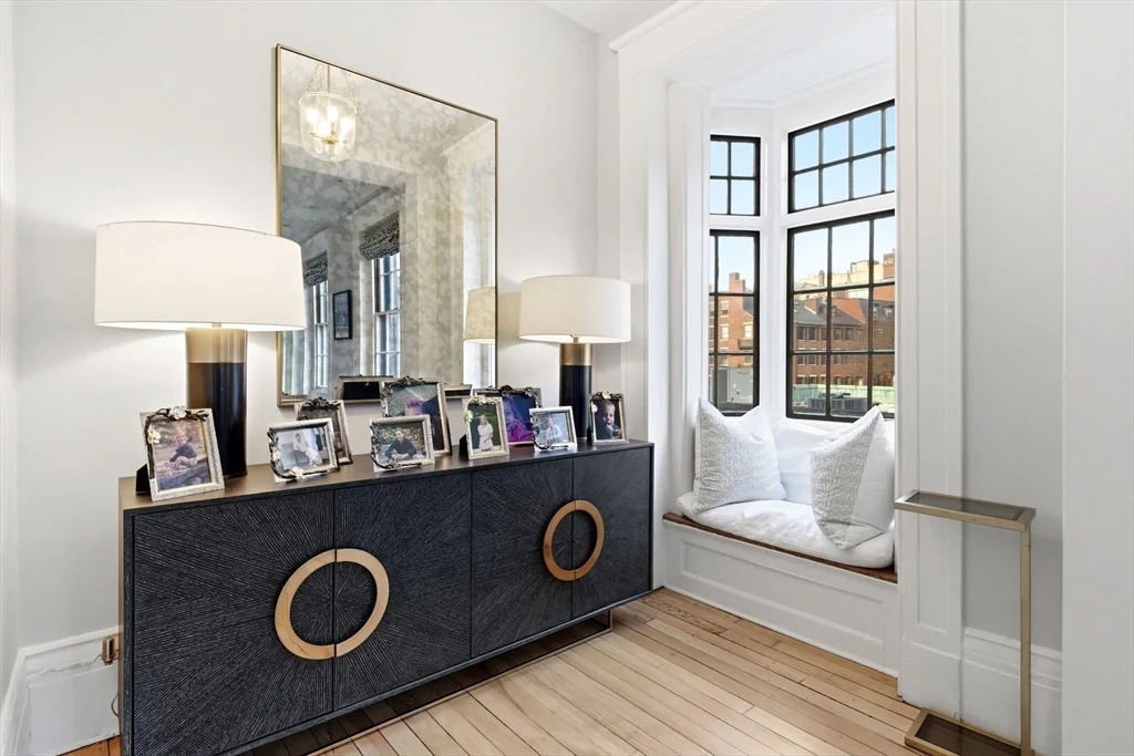 4 bed, 3 bath apartment for rent at 50 River St, Beacon Hill — photo 16 of 39