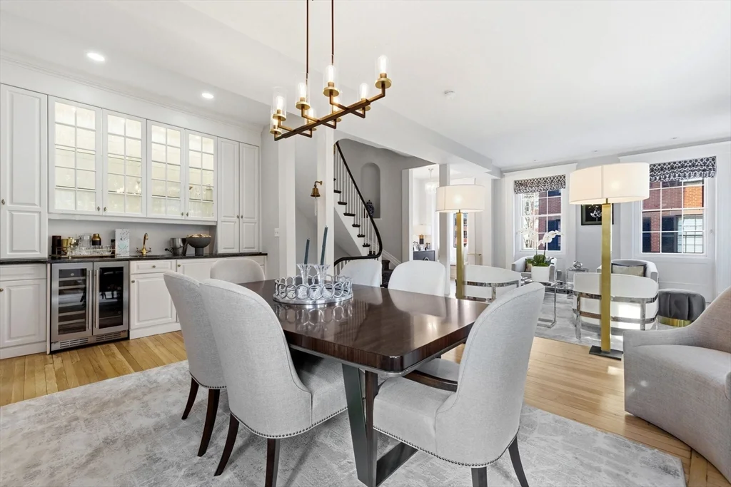 4 bed, 3 bath apartment for rent at 50 River St, Beacon Hill — photo 14 of 39