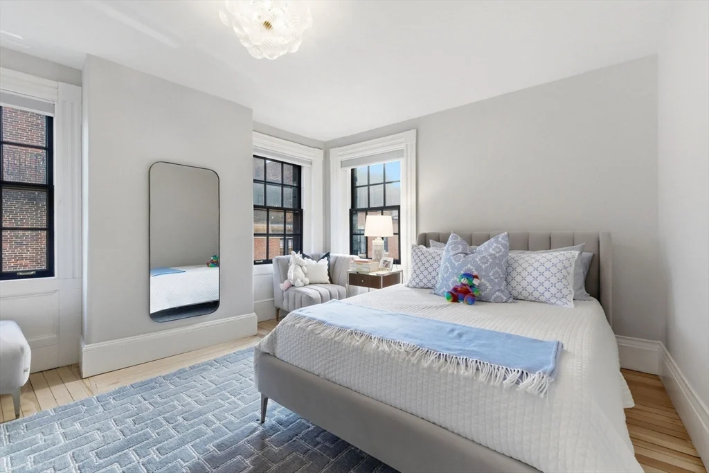 4 bed, 3 bath apartment for rent at 50 River St, Beacon Hill — photo 26 of 39