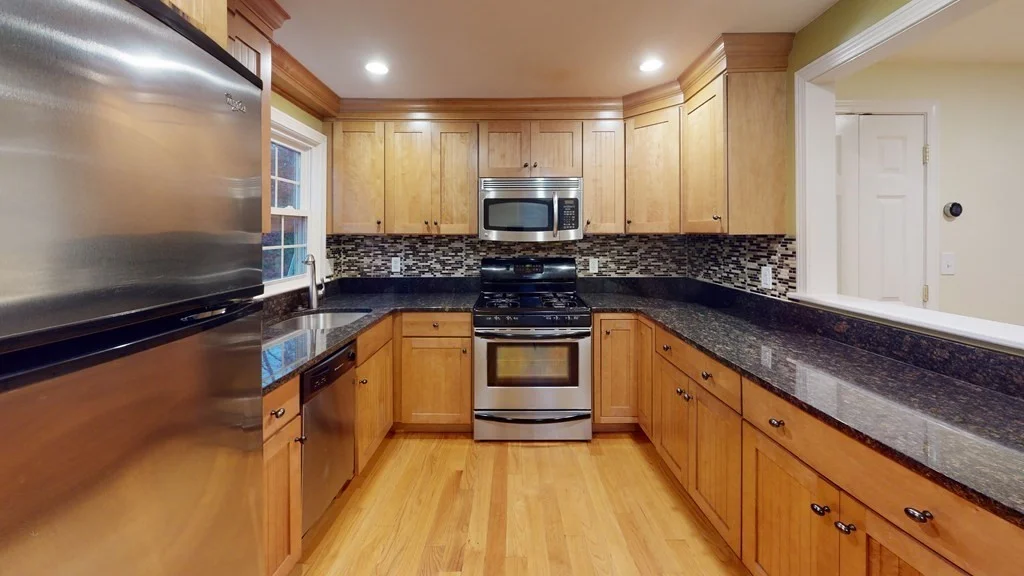 2 bed, 1 bath apartment for rent at 50 Roberts Dr Unit 50, Bedford — photo 1 of 5