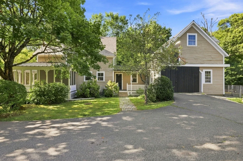4 bed, 2 bath apartment for rent at 50 Rochwood Rd, Norfolk