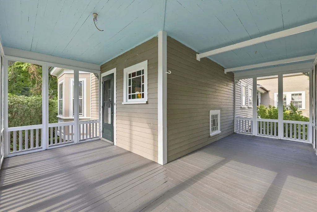 4 bed, 2 bath apartment for rent at 50 Rochwood Rd, Norfolk — photo 6 of 38
