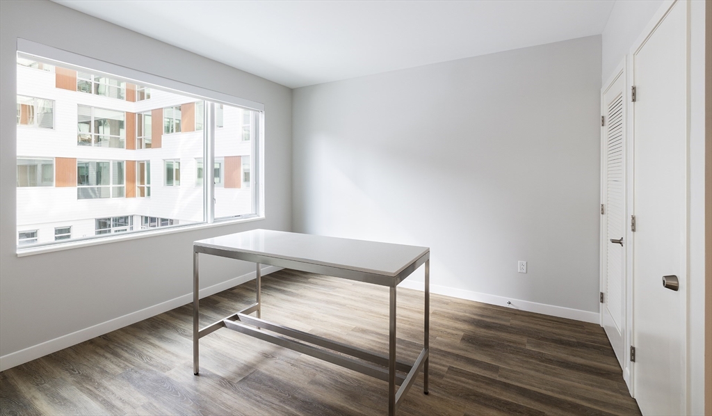 1 bed, 1 bath apartment for rent at 50 Rogers St Unit 204, Kendall Square — photo 2 of 13