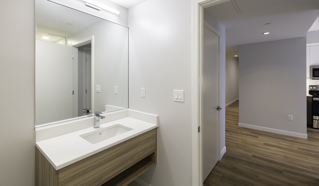 1 bed, 1 bath apartment for rent at 50 Rogers St Unit 321, Kendall Square — photo 7 of 13