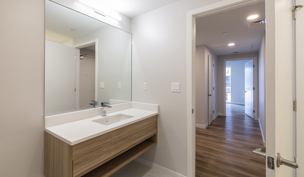 2 bed, 2 bath apartment for rent at 50 Rogers St Unit 626, Kendall Square — photo 5 of 19