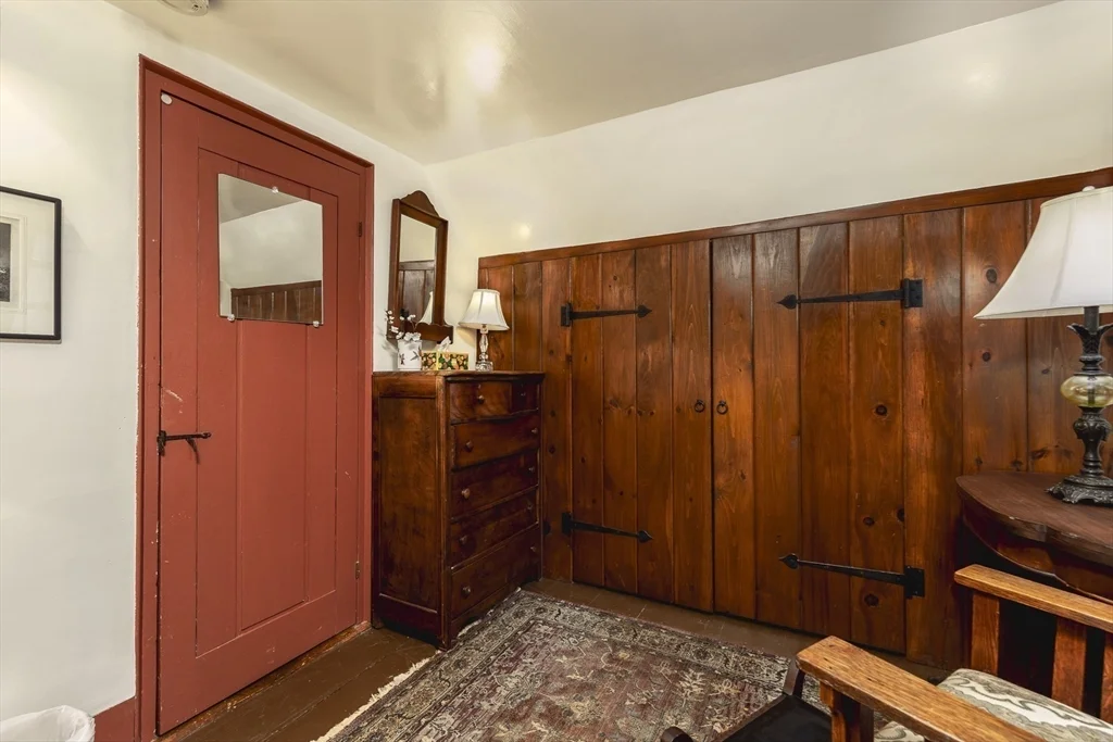 2 bed, 1 bath apartment for rent at 50 Rowland St Unit 1, Marblehead — photo 27 of 29