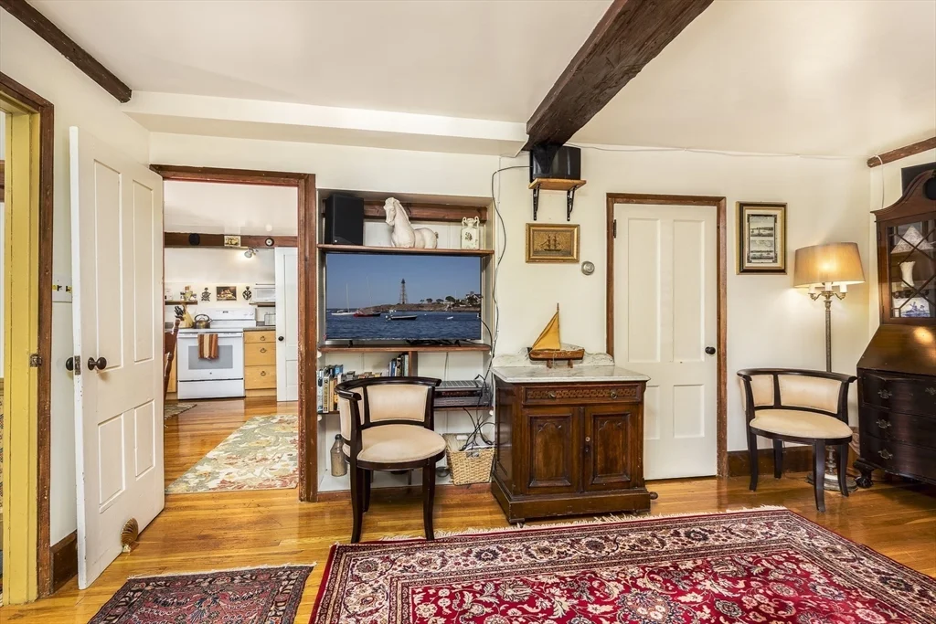 2 bed, 1 bath apartment for rent at 50 Rowland St Unit 1, Marblehead — photo 11 of 29