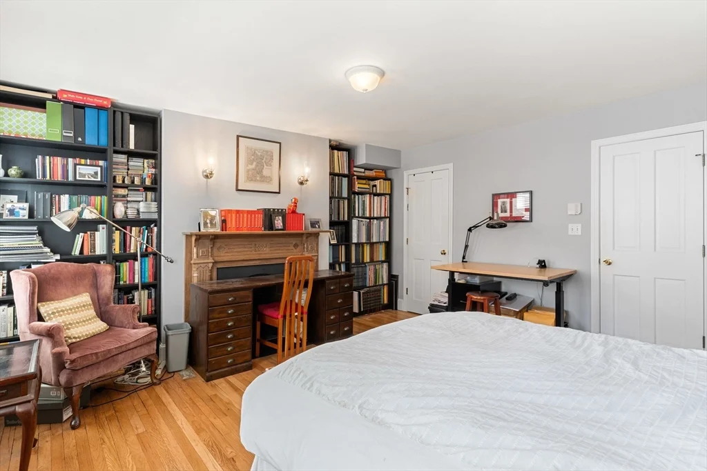 2 bed, 1 bath apartment for rent at 50 S Russell St Unit 3, Beacon Hill — photo 11 of 21