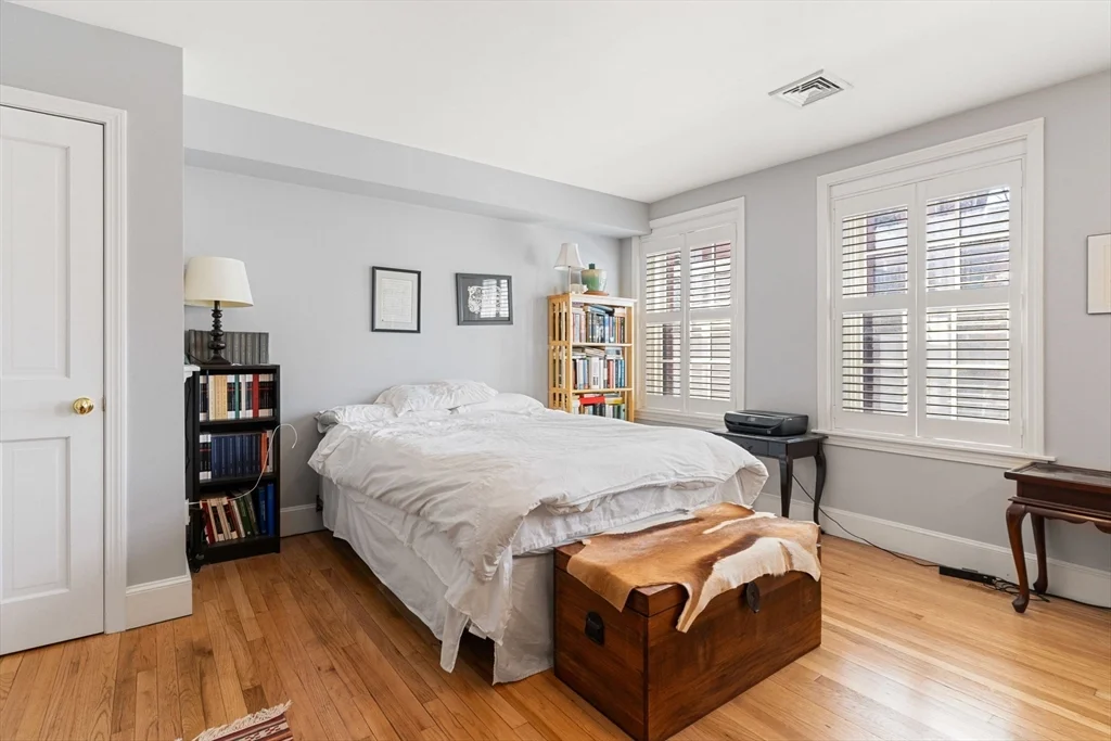 2 bed, 1 bath apartment for rent at 50 S Russell St Unit 3, Beacon Hill — photo 9 of 21
