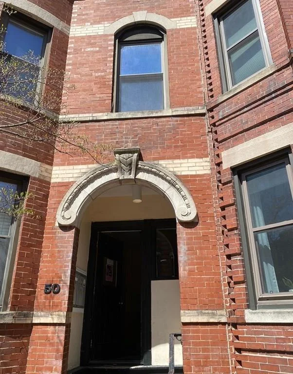 Studio bed, 1 bath apartment for rent at 50 Saint Germain Unit B, Back Bay — photo 6 of 10