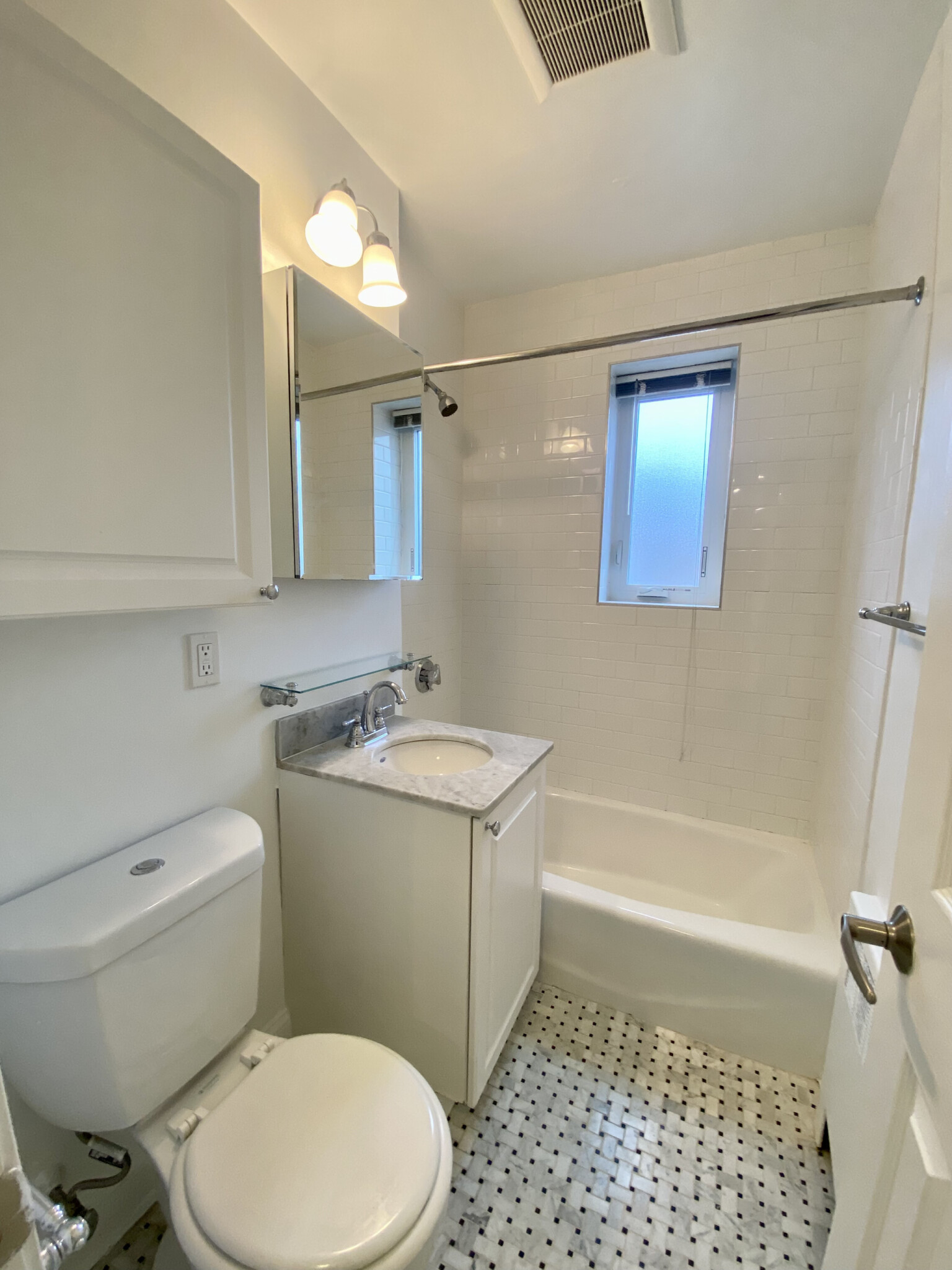 2 bed, 1 bath apartment for rent at 50 Alton Pl Unit 1, Coolidge Corner — photo 10 of 10