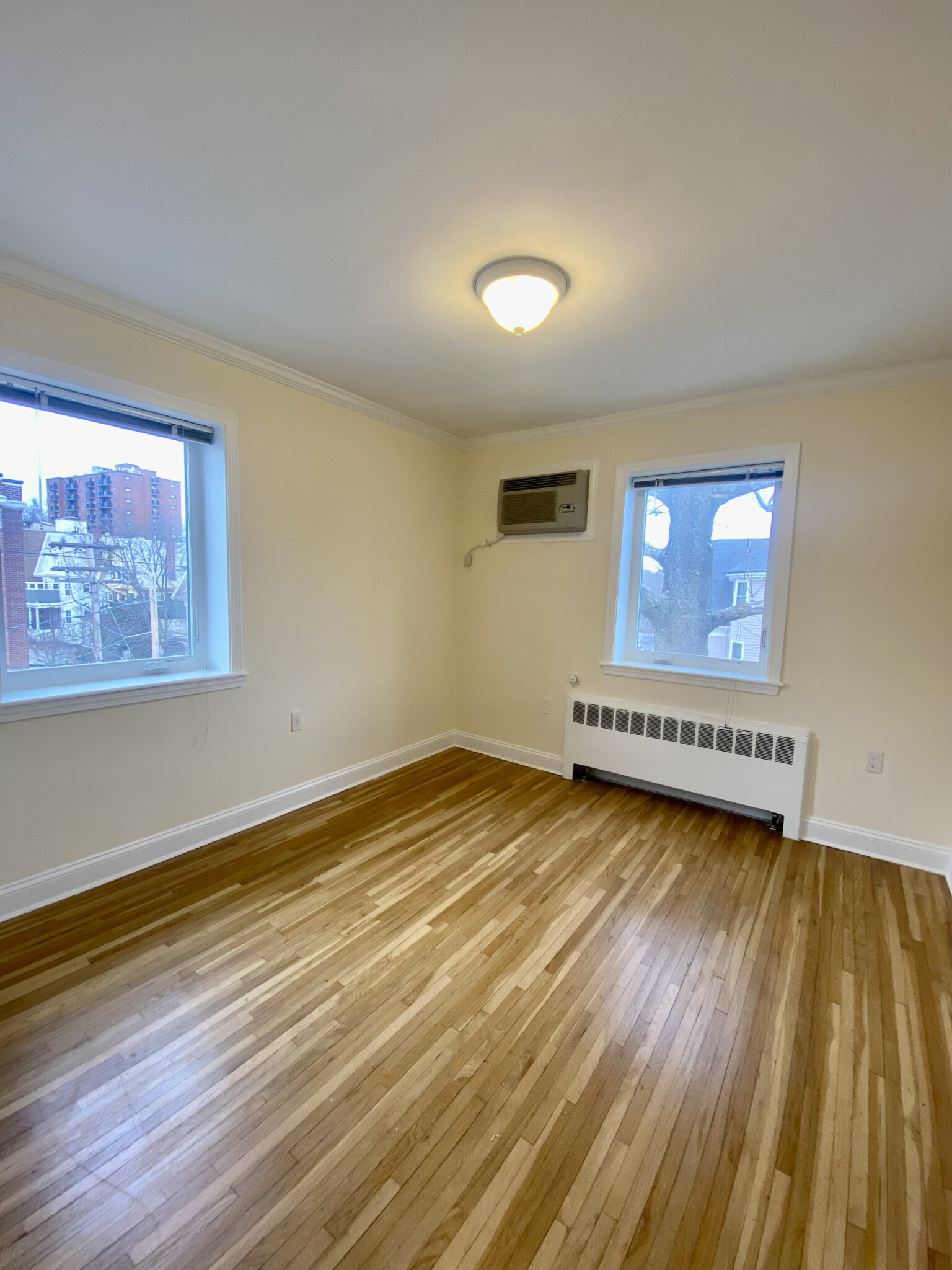 2 bed, 1 bath apartment for rent at 50 Alton Pl Unit 1, Coolidge Corner — photo 3 of 10