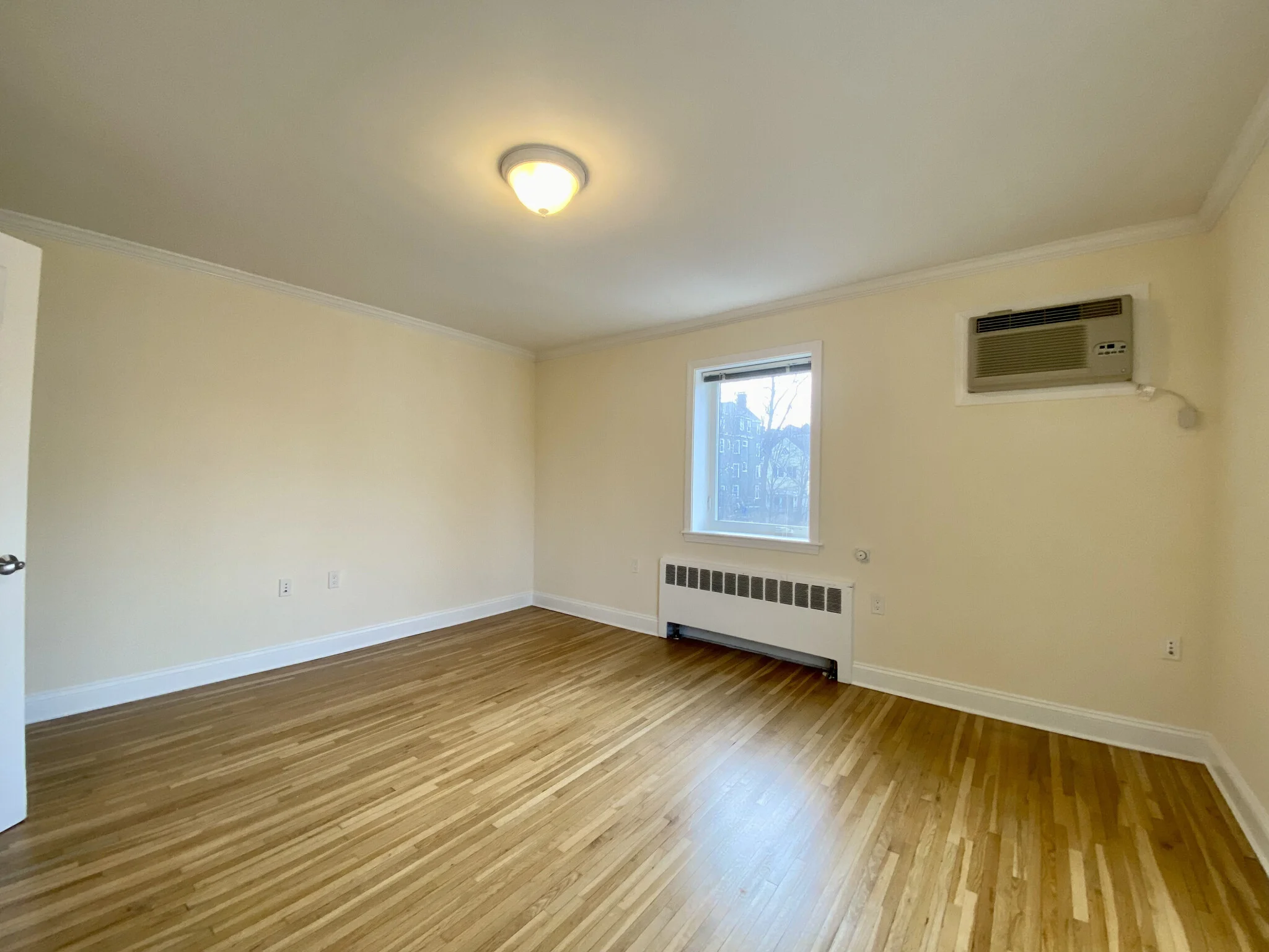 2 bed, 1 bath apartment for rent at 50 Alton Pl Unit T1, Coolidge Corner — photo 8 of 10