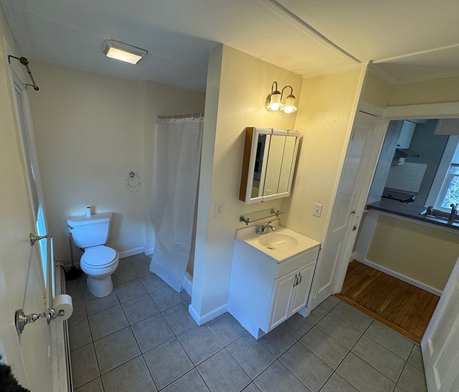 3 bed, 2 bath apartment for rent at 50 Samoset St Unit 2, Downtown — photo 8 of 18