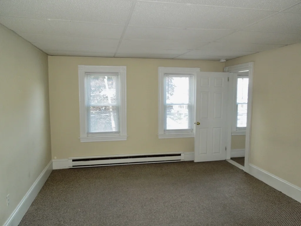 1 bed, 1 bath apartment for rent at 50 Sandwich St Unit 4, Plymouth — photo 6 of 9