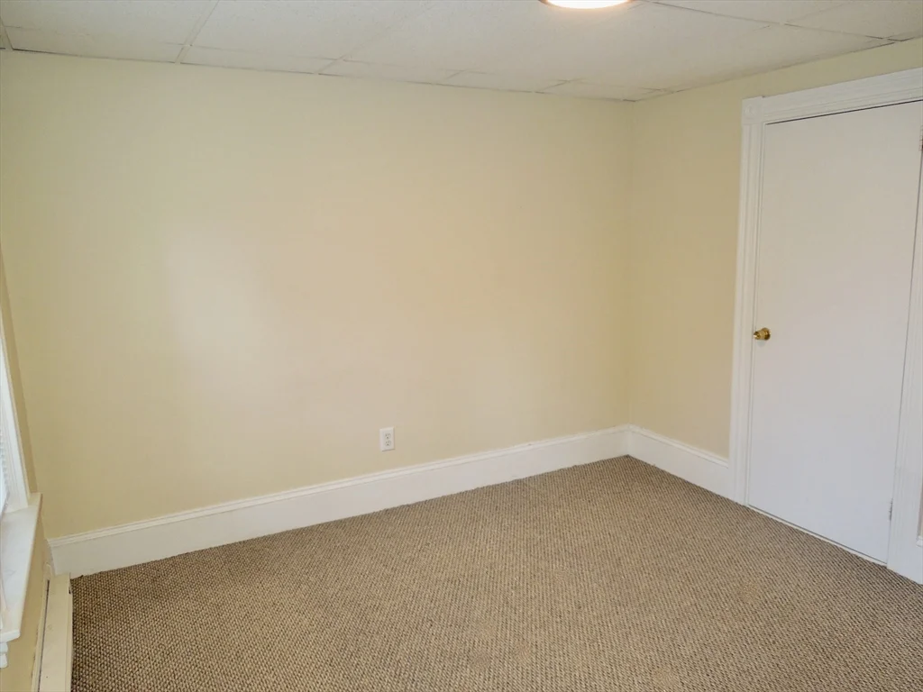 1 bed, 1 bath apartment for rent at 50 Sandwich St Unit 4, Plymouth — photo 8 of 9
