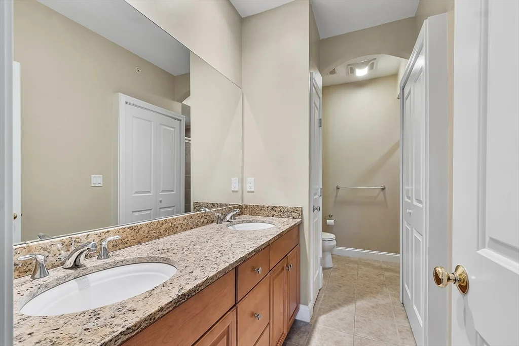 2 bed, 2 bath apartment for rent at 50 Seven Springs Ln Unit A, Burlington — photo 27 of 41