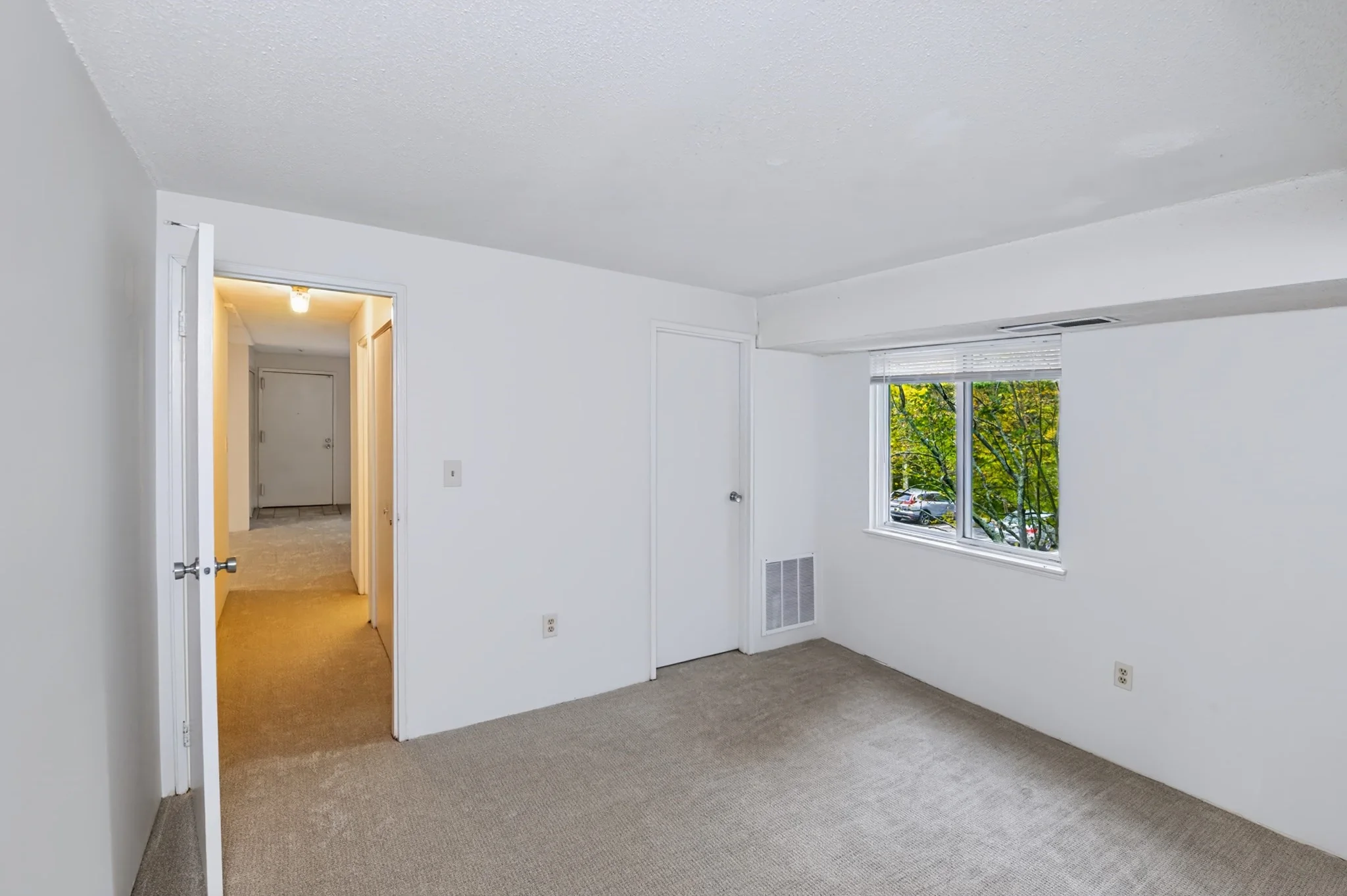 2 bed, 2 bath apartment for rent at 50 Silver Hill Ln Unit 5, Natick — photo 18 of 27
