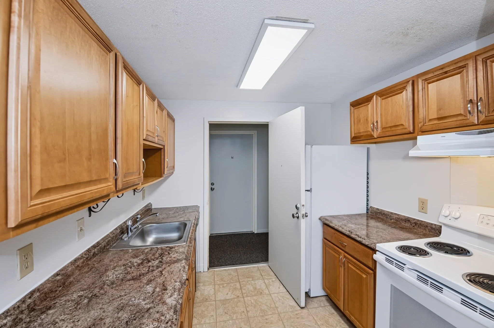 2 bed, 2 bath apartment for rent at 50 Silver Hill Ln Unit 5, Natick — photo 11 of 27