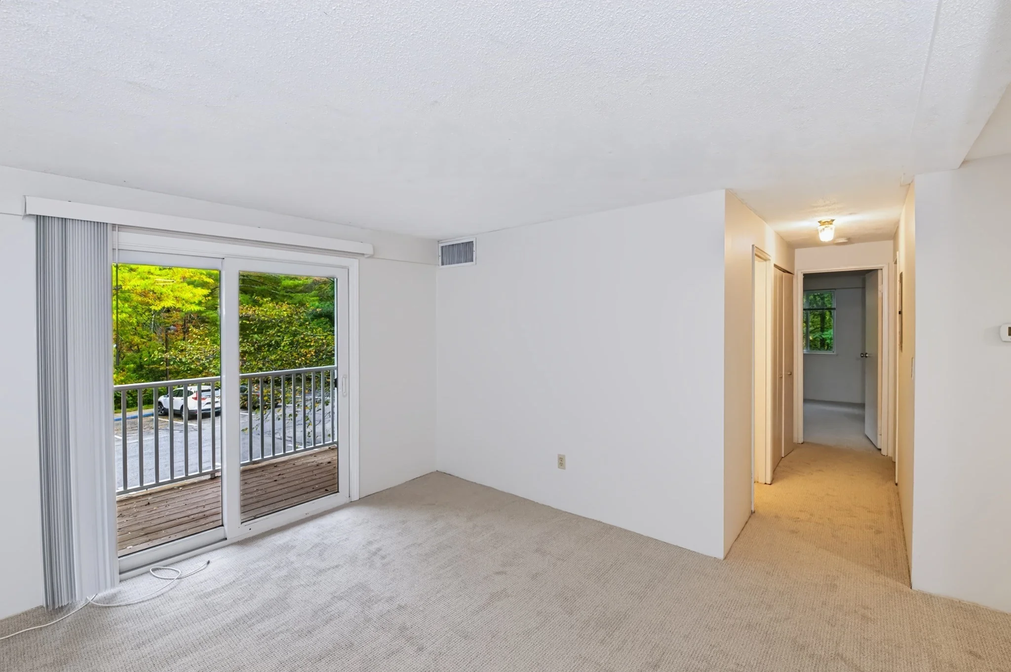 2 bed, 2 bath apartment for rent at 50 Silver Hill Ln Unit 5, Natick — photo 4 of 27