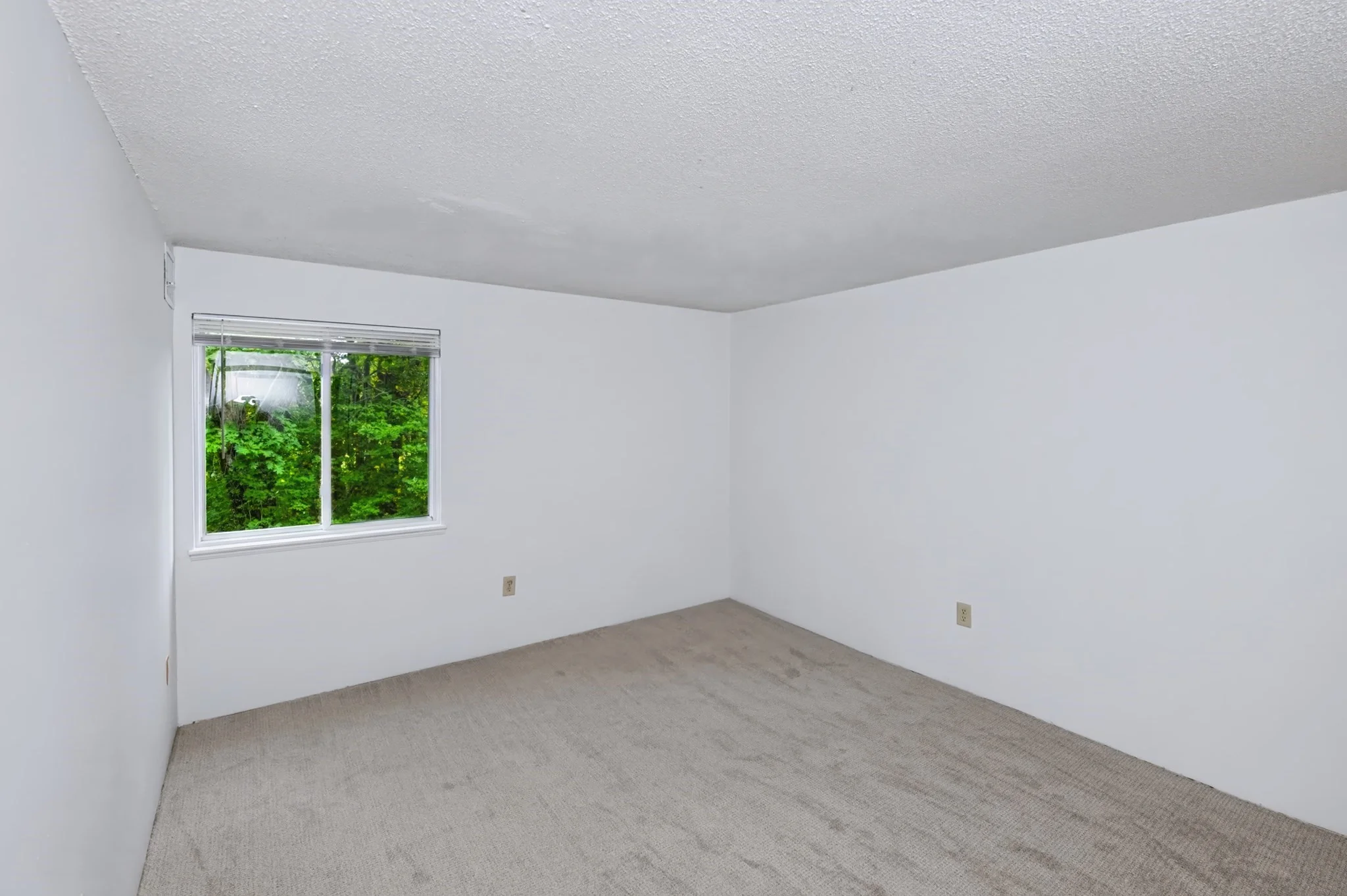 2 bed, 2 bath apartment for rent at 50 Silver Hill Ln Unit 5, Natick — photo 13 of 27