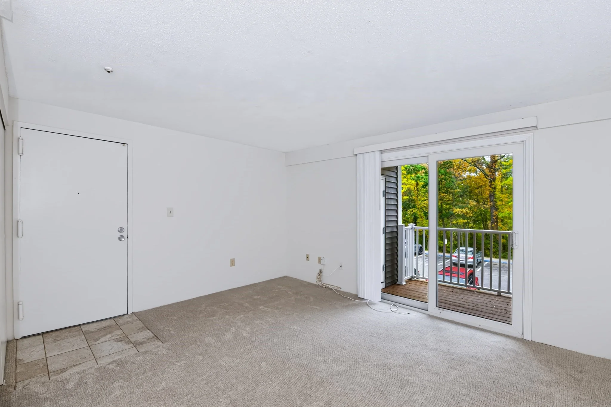 2 bed, 2 bath apartment for rent at 50 Silver Hill Ln Unit 5, Natick — photo 2 of 27