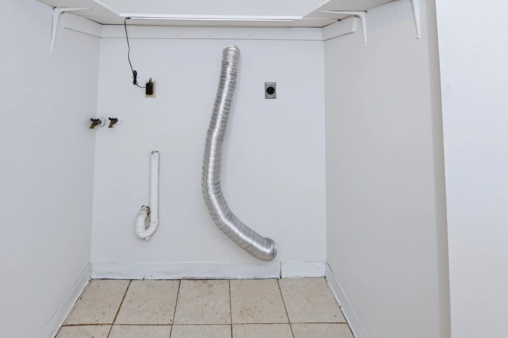 2 bed, 2 bath apartment for rent at 50 Silver Hill Ln Unit 5, Natick — photo 16 of 27