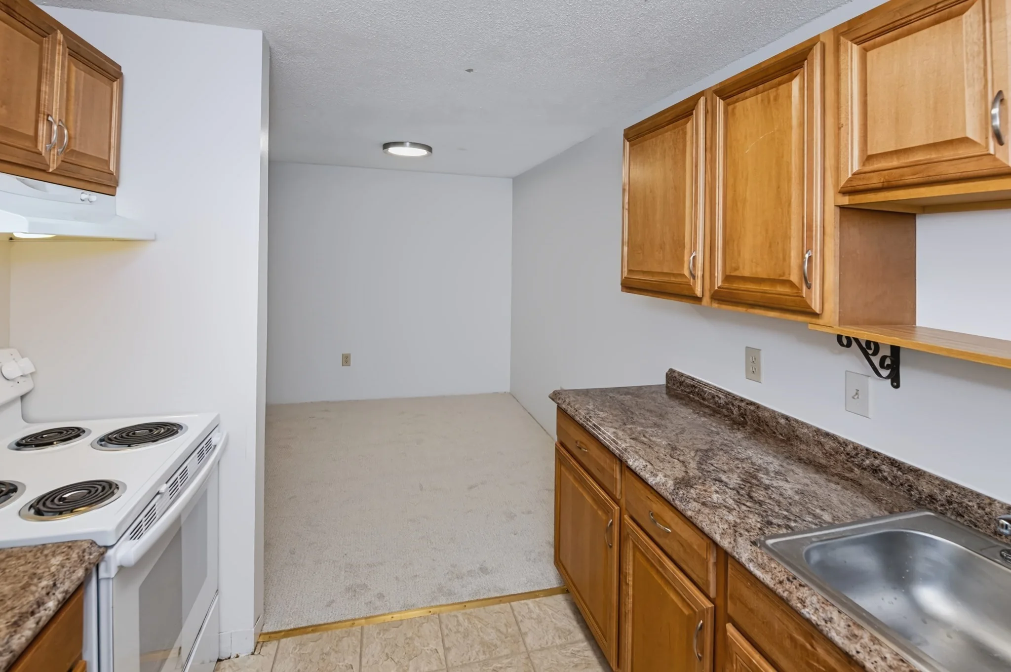2 bed, 2 bath apartment for rent at 50 Silver Hill Ln Unit 5, Natick — photo 10 of 27