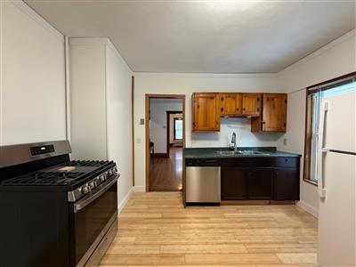 2.5 bed, 2 bath apartment for rent at 50 Simpson Ave Unit 1 and 2, Tufts