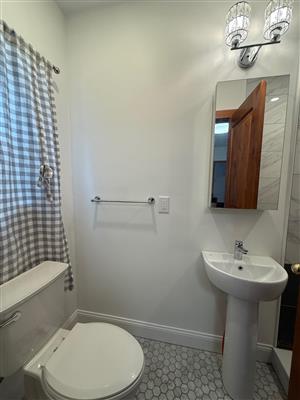 2.5 bed, 2 bath apartment for rent at 50 Simpson Ave Unit 1 and 2, Tufts — photo 15 of 20