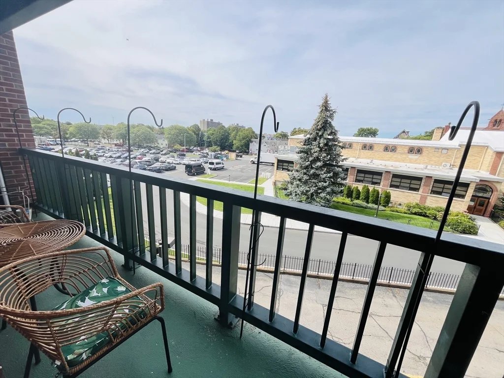 2 bed, 2 bath apartment for rent at 50 South Common St Unit 311, Lynn