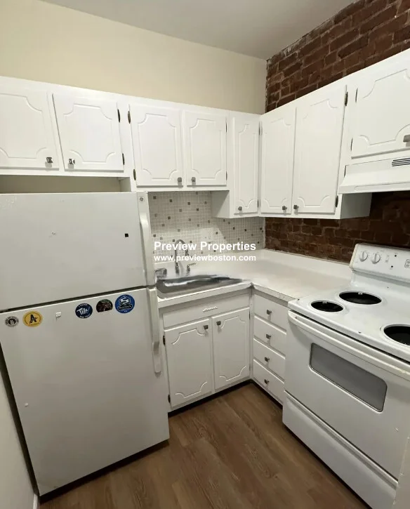 Studio bed, 1 bath apartment for rent at 50 South Huntington Ave Unit 01P, Jamaica Plain — photo 4 of 6