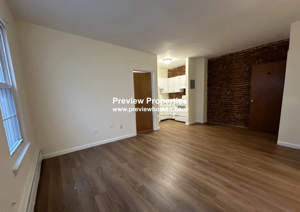 Studio bed, 1 bath apartment for rent at 50 South Huntington Ave Unit 01P, Jamaica Plain — photo 5 of 6