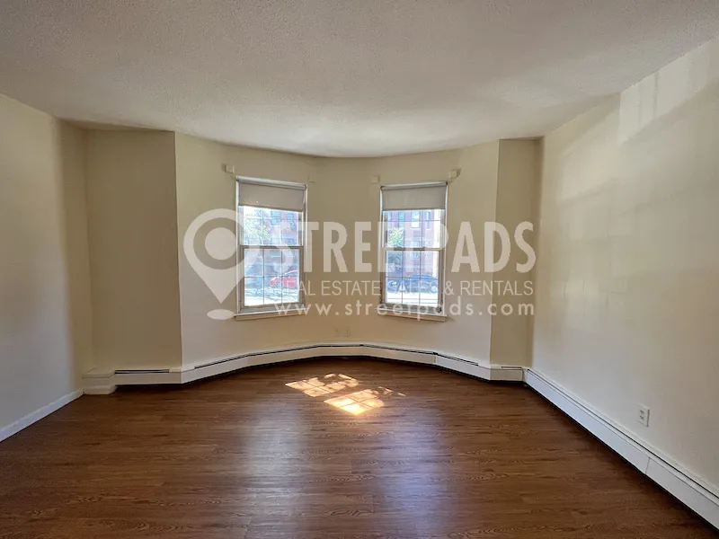Studio bed, 1 bath apartment for rent at 50 South Huntington Ave Unit 1, Jamaica Plain