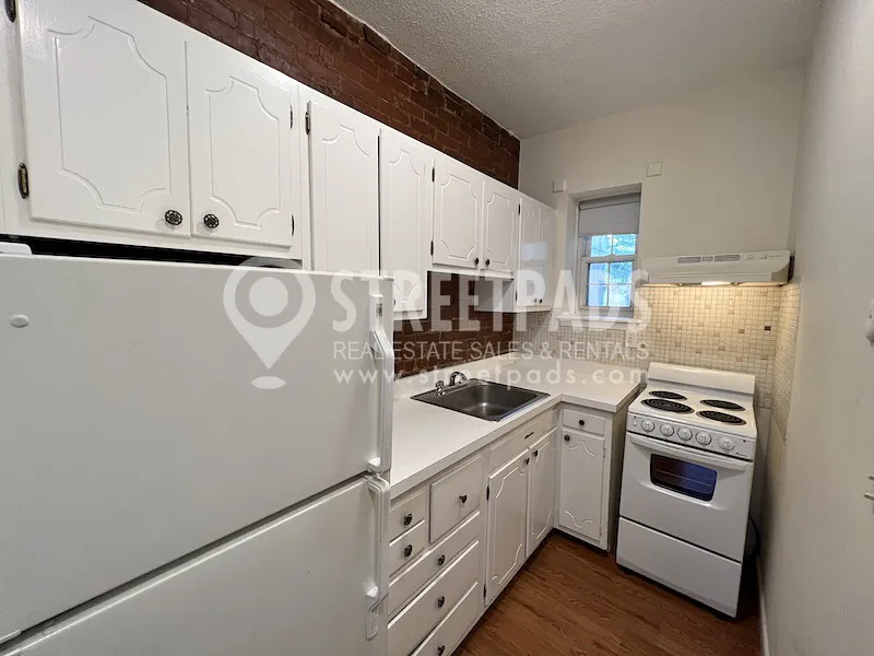 Studio bed, 1 bath apartment for rent at 50 South Huntington Ave Unit 1, Jamaica Plain — photo 7 of 9