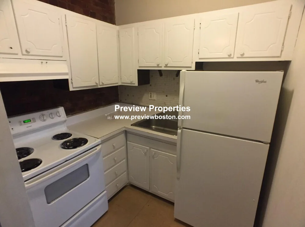 1 bed, 1 bath apartment for rent at 50 South Huntington Ave Unit 14P, Jamaica Plain — photo 4 of 5