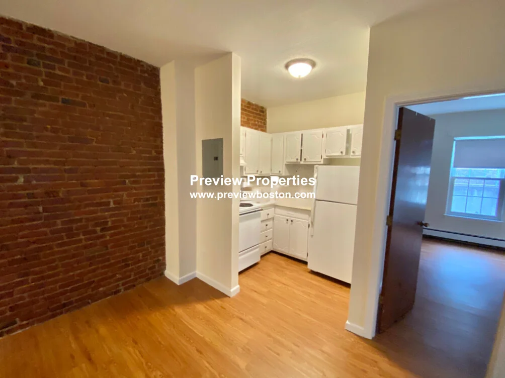 1 bed, 1 bath apartment for rent at 50 South Huntington Ave Unit 14P, Jamaica Plain — photo 3 of 5
