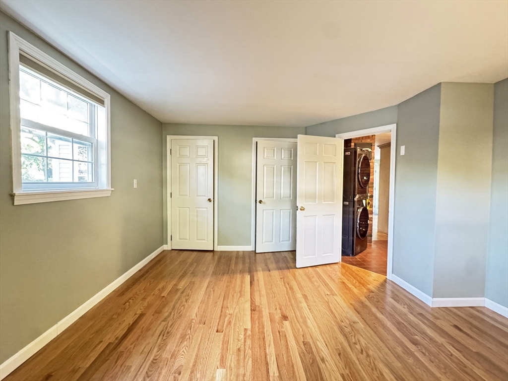 4 bed, 2 bath apartment for rent at 50 Staniford St, Auburndale — photo 19 of 24