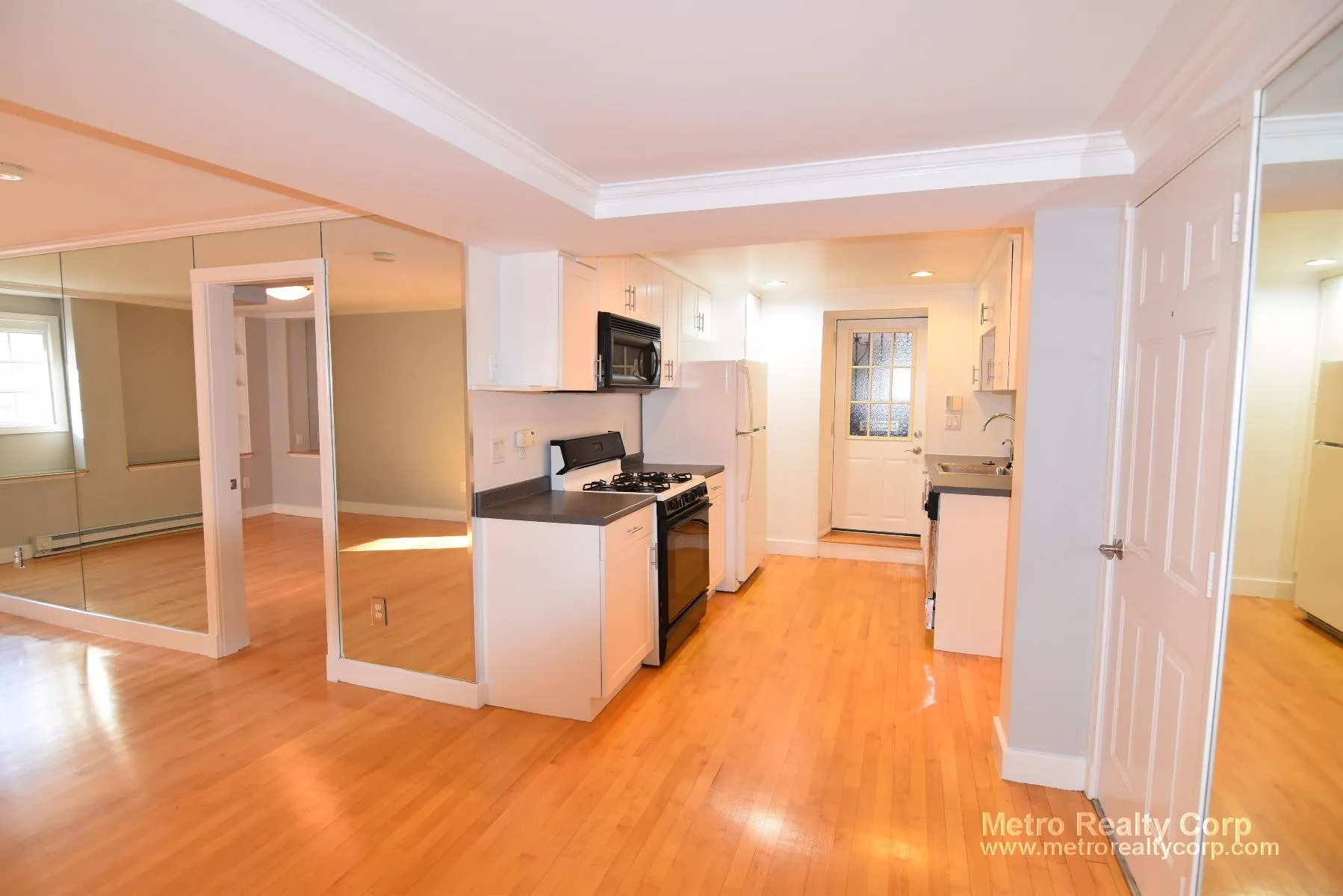 1 bed, 1 bath apartment for rent at 50 Summit Ave Unit B, Coolidge Corner — photo 5 of 13
