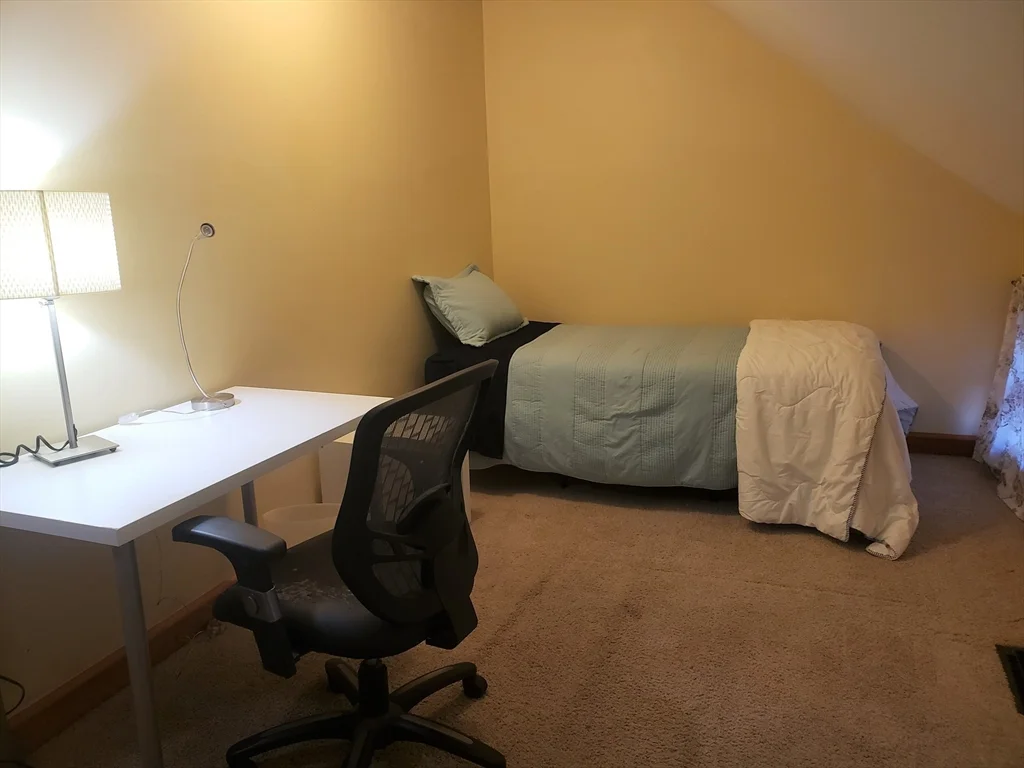 3 bed, 1 bath apartment for rent at 50 Temple St Unit 1, Somerville — photo 17 of 23