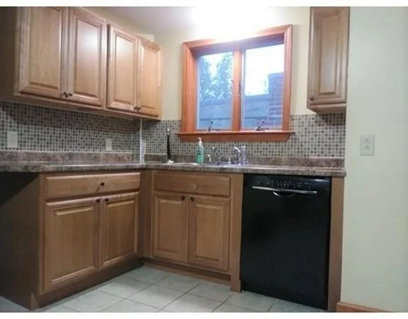 3 bed, 1 bath apartment for rent at 50 Temple St Unit 1, Somerville — photo 11 of 23