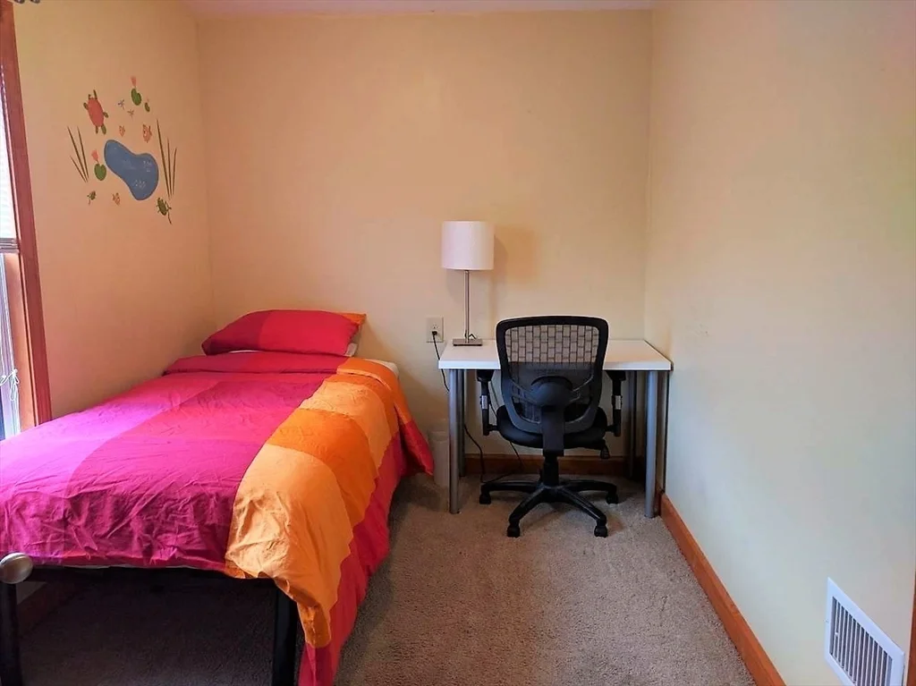 3 bed, 1 bath apartment for rent at 50 Temple St Unit 1, Somerville — photo 18 of 23
