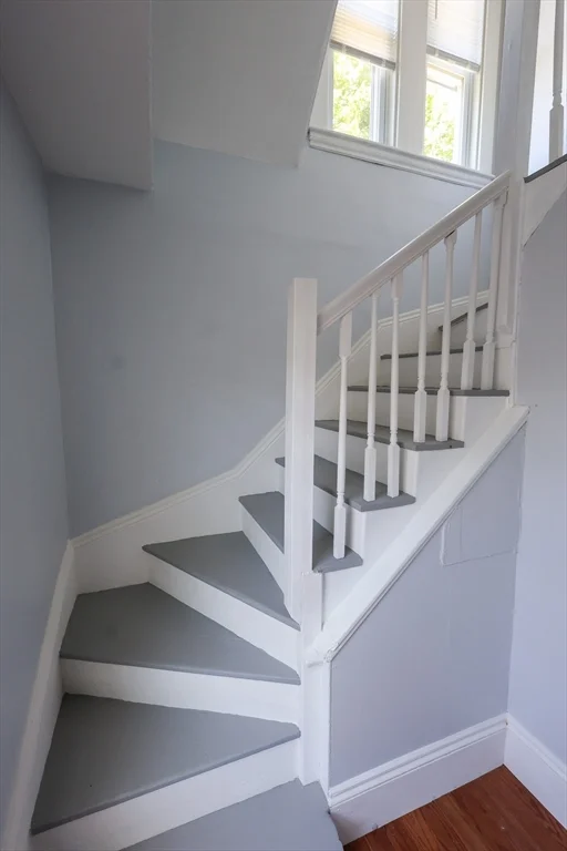 4 bed, 1 bath apartment for rent at 50 Thatcher St Unit 2, Hyde Park — photo 13 of 22