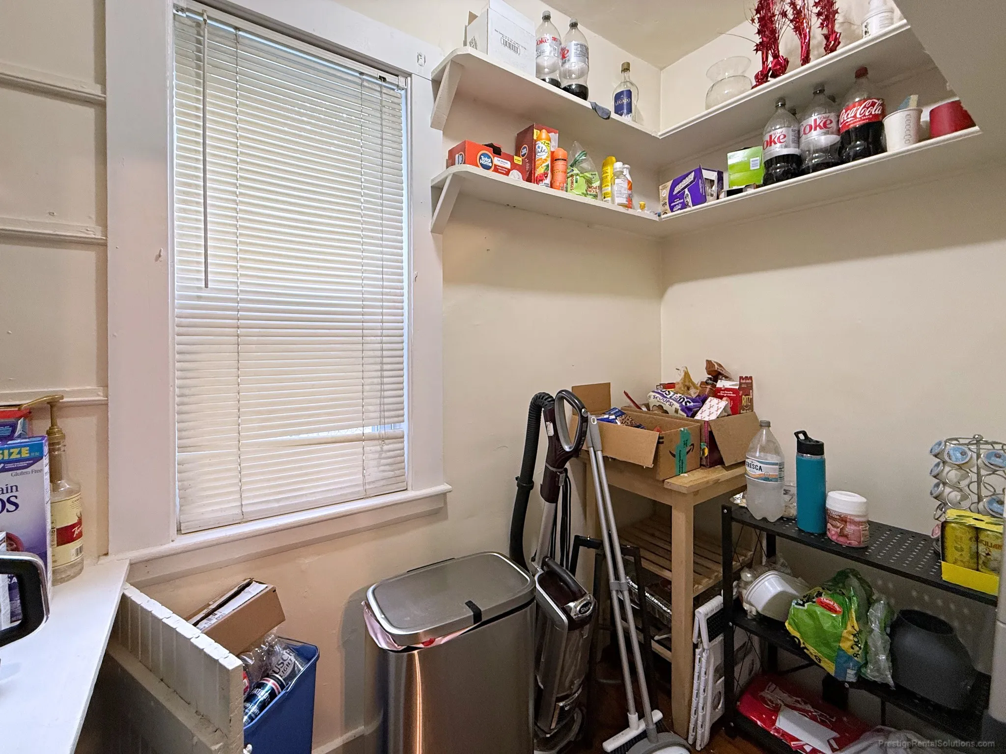 3 bed, 1 bath apartment for rent at 50 Tremont St Unit 1, Oak Square — photo 8 of 14