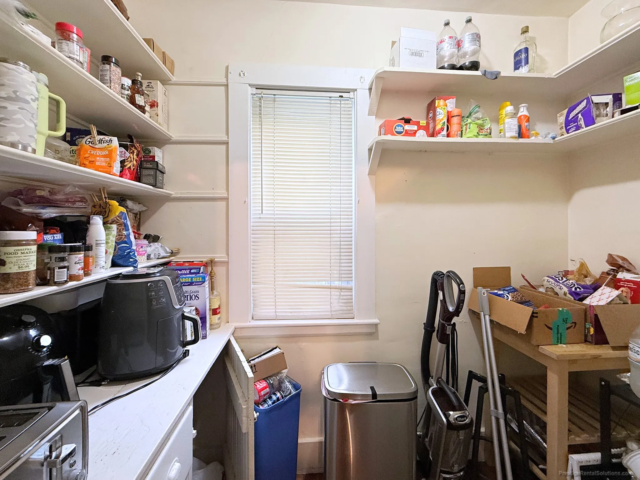 3 bed, 1 bath apartment for rent at 50 Tremont St Unit 1, Oak Square — photo 7 of 14
