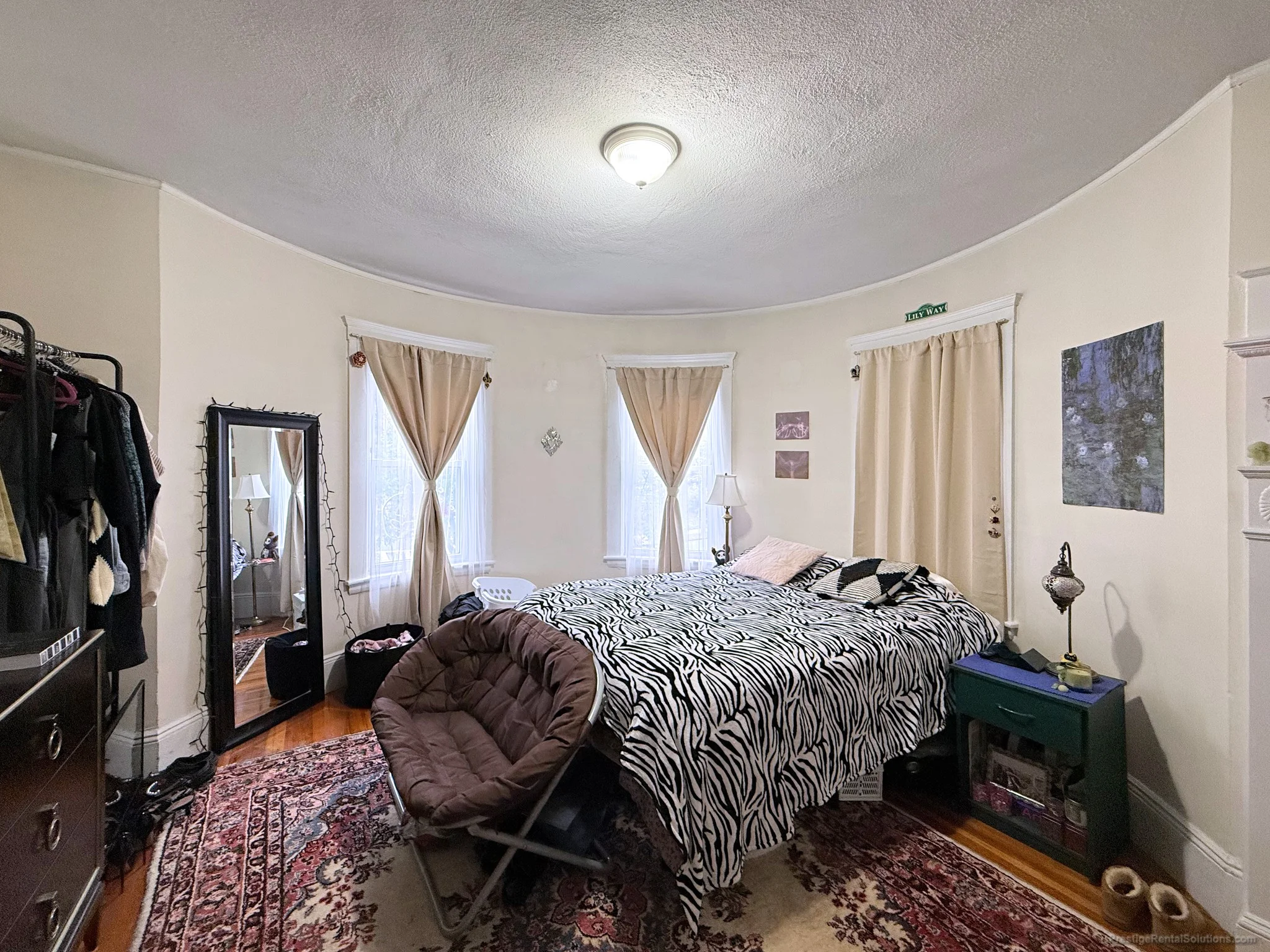 3 bed, 1 bath apartment for rent at 50 Tremont St Unit 1, Oak Square — photo 14 of 14